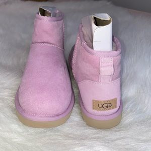 Classic Mini II UGG Boots